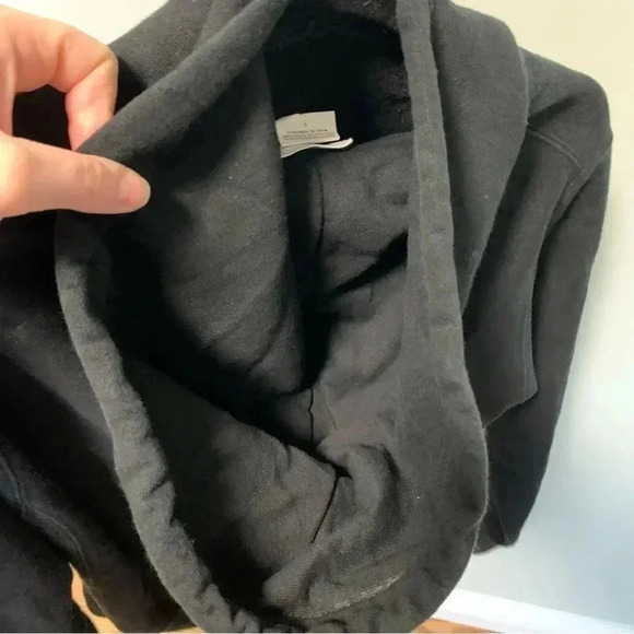 Champion reverse  bold letters champion hoodie - Picture 7 of 8